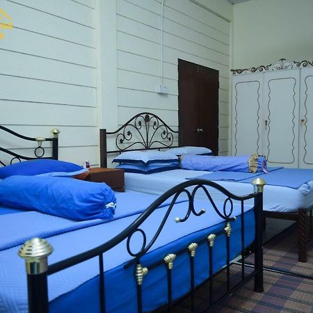Teratak Ibunda Guest House Kota Bharu Kültér fotó