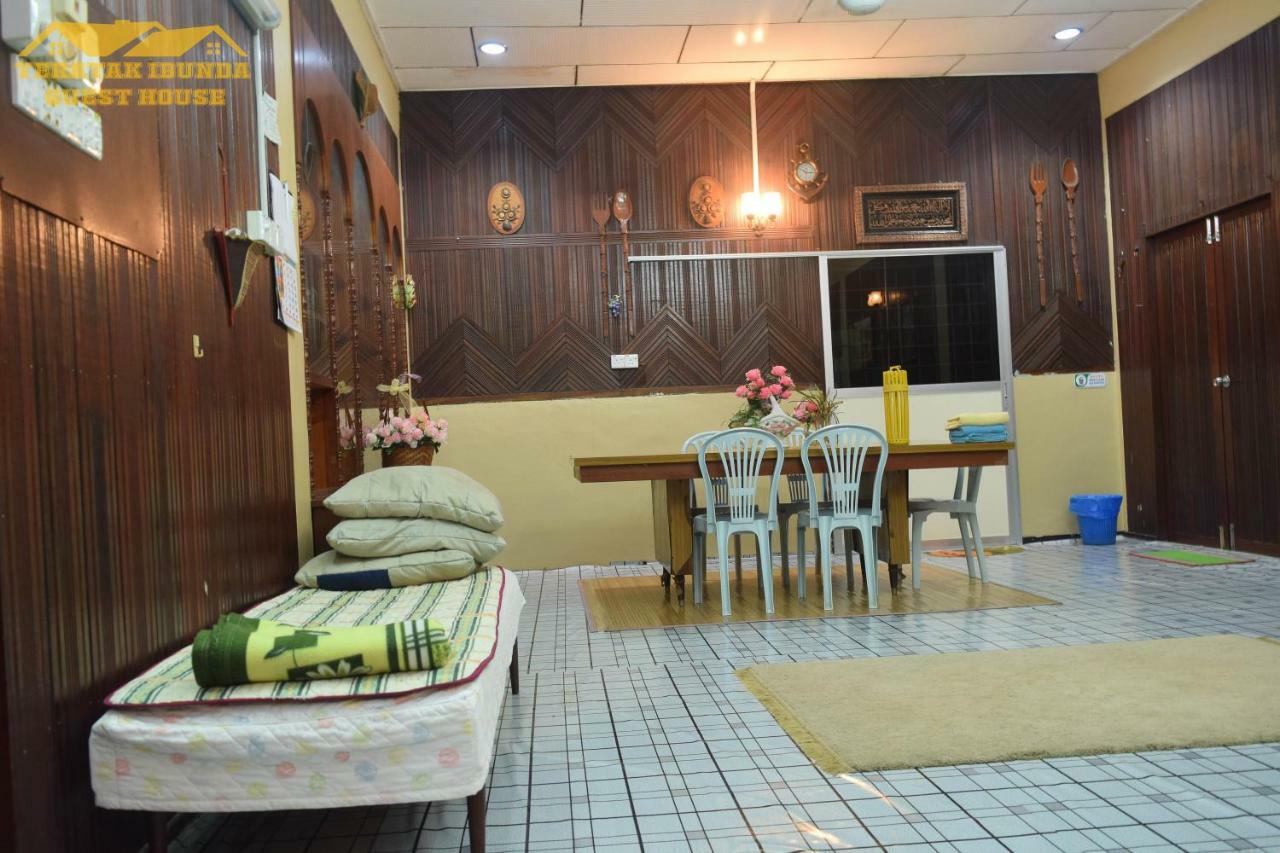 Teratak Ibunda Guest House Kota Bharu Kültér fotó