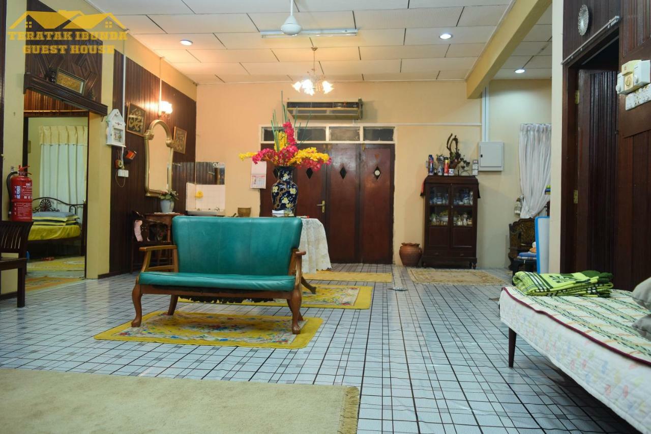 Teratak Ibunda Guest House Kota Bharu Kültér fotó