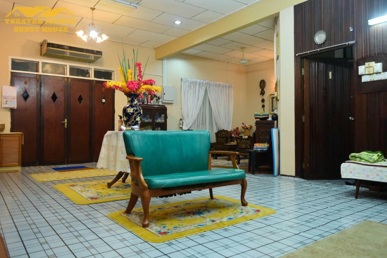 Teratak Ibunda Guest House Kota Bharu Kültér fotó